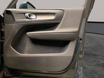 Volvo XC40 1.5h T4 Recharge 10.7kWh Inscription Plug-in (211 ps) - SENSUS S