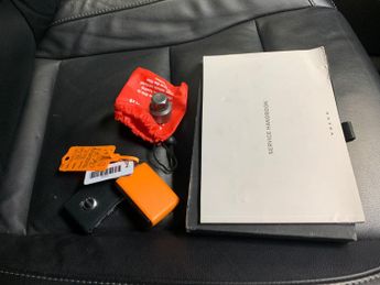 Volvo XC40 1.5h T4 Recharge 10.7kWh Inscription Plug-in (211 ps) - SENSUS S