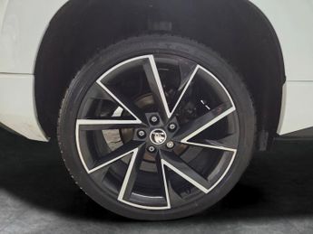 Skoda Karoq 1.5 TSI ACT SportLine DSG (150 ps) - SMARTLINK - BLUETOOTH - DAB