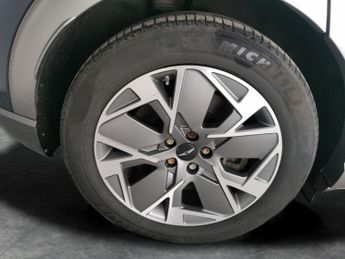 Genesis GV60 77.4kWh Premium (229 ps) - KEYLESS ENTRY - REVERSE CAM - NAV