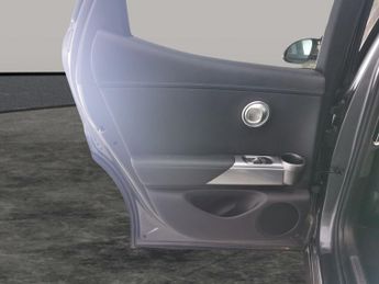 Genesis GV60 77.4kWh Premium (229 ps) - KEYLESS ENTRY - REVERSE CAM - NAV