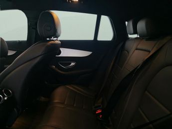 Mercedes-Benz EQC EQC 400 80kWh Sport 4MATIC (408 ps) - COMFORT PACK - BLIND SPOT 