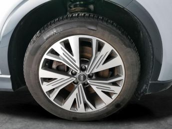 Audi Q4 E-tron 40 Sport 82kWh (204 ps) - LED - REVERSE CAM - HEATED LEATHER