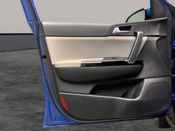 Kia Sportage 1.6 T-GDi GT-Line DCT AWD (174 bhp) - CRUISE - PADDLE SHIFT - 19