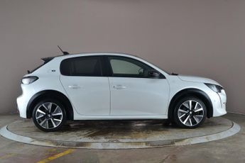 Peugeot E-208 50kWh GT (136 ps) - LED - REVERSE CAM - NAV