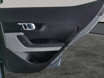 Polestar Polestar 2 Single Motor 69kWh Standard Range Fastback FWD (231 ps) - HEATED