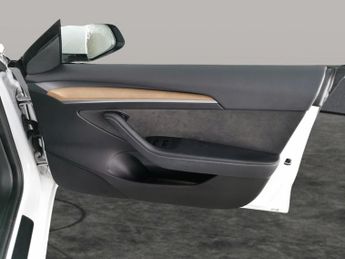 Tesla Model 3 (Dual Motor) Long Range 4WDE (346 ps) - PARK ASSIST - LED - REVE