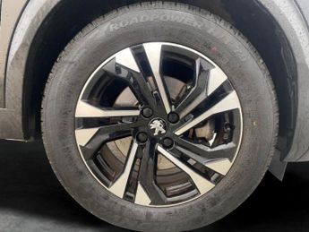Peugeot E-2008 50kWh GT (136 ps) - BLIND SPOT ASSIST - LANE DEPARTURE  - BLUETO