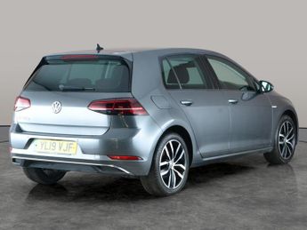 Volkswagen E-golf 35.8kWh e-Golf (136 ps) - LED - BLUETOOTH - PARK SENSORS