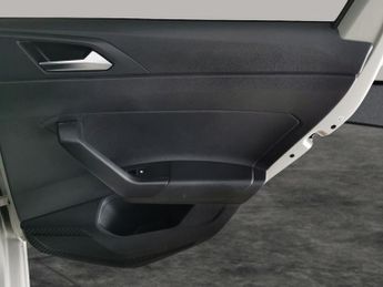 Volkswagen Polo 1.0 TSI R-Line DSG (95 ps) - BLUETOOTH - DIGITAL DASH - PARK SEN