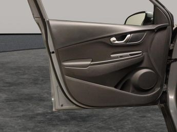 Hyundai Kona 1.6 h-GDi SE Connect DCT (141 ps) - BLUETOOTH - CRUISE - DIGITAL