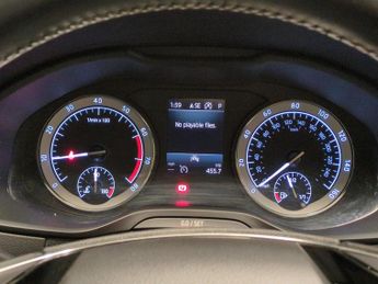 Skoda Karoq 1.5 TSI ACT SE L DSG (150 ps) - SMARTLINK - REVERSE CAM - NAV