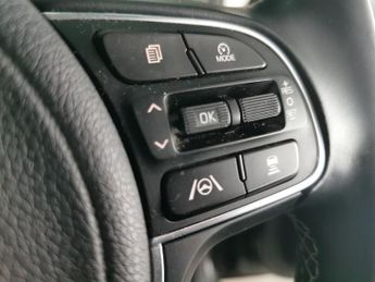 Kia Niro 64kWh 3 (201 bhp) - NAV - HEATED LEATHER - HEATED STEERING