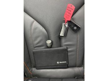 Skoda Enyaq 62kWh 60 (179 ps) - CLIMATE PACK - PARKING PACKAGE - LED