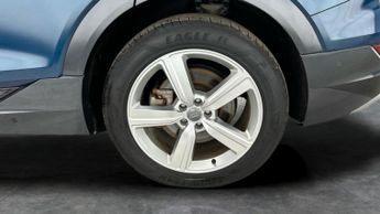 Audi e-tron 55 quattro 95kWh (408 ps) - WIRELESS CHARGER - AIR SUSPENSION