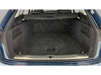 Audi e-tron 55 quattro 95kWh (408 ps) - WIRELESS CHARGER - AIR SUSPENSION