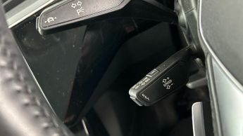 Audi e-tron 55 quattro 95kWh (408 ps) - WIRELESS CHARGER - AIR SUSPENSION