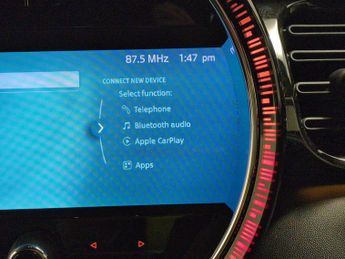 Mini Electric Hatch Cooper SE 32.6kWh Level 2 (184 ps) - BLACK ROOF AND MIRROR CAPS 