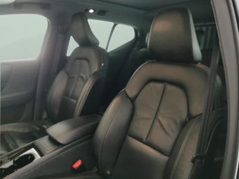 Volvo XC40 Recharge Twin 78kWh Pro AWD (408 ps) - HK AUDIO - SURROUND VIEW