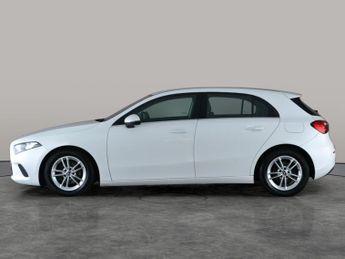 Mercedes-Benz A Class 1.5 A180d SE 7G-DCT (116 ps) - COMFORT PACK - ACTIVE LANE KEEPIN