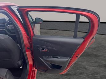 Peugeot 208 1.2 PureTech Allure Premium + EAT (130 ps) - NAV - BLUETOOTH - C