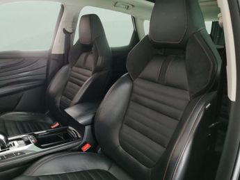 MG Mg Hs 1.5 T-GDI 16.6kWh Exclusive Plug-in (258 ps) - KEYLESS ENTRY - 3