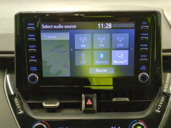 Toyota Corolla 1.8 VVT-h GPF Icon Tech Touring Sports CVT (122 ps) - REVERSE CA