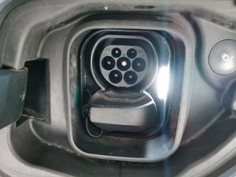 Polestar Polestar 2 Single Motor 69kWh Standard Range Fastback FWD (231 ps) - NAV