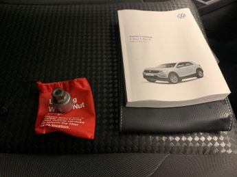 Volkswagen T-Roc 1.5 TSI EVO Active DSG (150 ps) - HEATED SEATS - DAB - BLUETOOTH