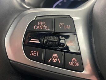 BMW iX3 80kWh M Sport (286 ps) - PARK ASSIST - REVERSE CAM - LEATHER