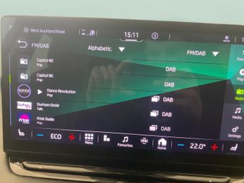 Skoda Enyaq 62kWh 60 (179 ps) - CLIMATE PACK - PARKING PACKAGE - LED