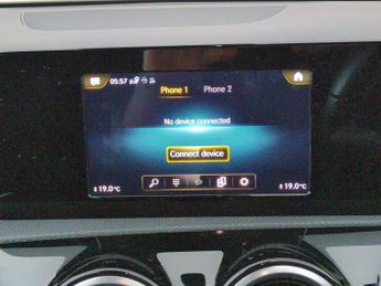 Mercedes-Benz A Class 2.0 A200d AMG Line 8G-DCT (150 ps) - HEATED LEATHER - COMFORT PA