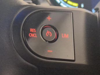 Mini Electric Hatch Cooper SE 32.6kWh Level 2 (184 ps) - HEATED SEATS - LANE DEPARTU