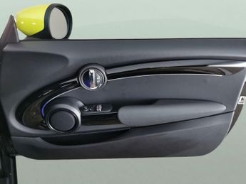 Mini Electric Hatch Cooper SE 32.6kWh Level 2 (184 ps) - HEATED SEATS - LANE DEPARTU