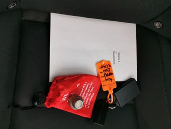 Polestar Polestar 2 Single Motor 69kWh Standard Range Fastback FWD (231 ps) - NAV