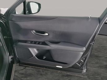 Lexus Ux 300e 54.3kWh (204 ps) - BLUETOOTH - PADDLE SHIFT - DRIVING MODES