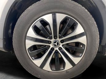 Mercedes-Benz GLC 2.0 GLC220d Sport G-Tronic+ 4MATIC (194 ps) - BLUETOOTH - CRUISE