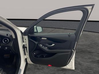 Mercedes-Benz GLC 2.0 GLC220d Sport G-Tronic+ 4MATIC (194 ps) - BLUETOOTH - CRUISE