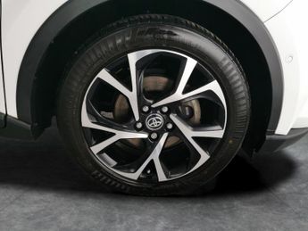 Toyota C-HR 1.8 VVT-h Design CVT (122 ps) - REVERSE CAM - NAV - HEATED SEATS