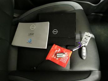 Nissan Leaf 59kWh e+ Tekna (217 ps) - LED - NAV - LANE DEPARTURE