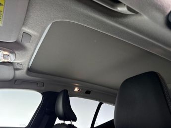 Volvo XC40 1.5h T5 Recharge 10.7kWh Ultimate Bright Plug-in (262 ps) - KEYL