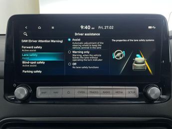 Hyundai Kona 64kWh Ultimate (10.5kW Charger) (204 ps) - ACTIVE LANE ASSIST