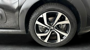 Citroen C3 1.2 PureTech MAX EAT6 (110 ps) - CRUISE - AIR CON - PARK SENSORS