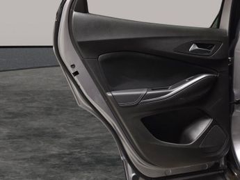 Vauxhall Grandland X 1.6 13.2kWh Business Edition Nav Plug-in (225 ps) - LANE DEPARTU