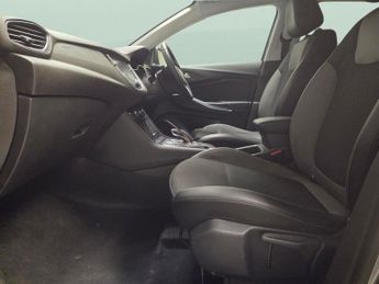 Vauxhall Grandland X 1.6 13.2kWh Business Edition Nav Plug-in (225 ps) - LANE DEPARTU