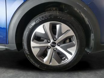Kia Niro 64kWh 4+ (201 bhp) - HEATED LEATHER - HEATED STEERING - BLIND SP