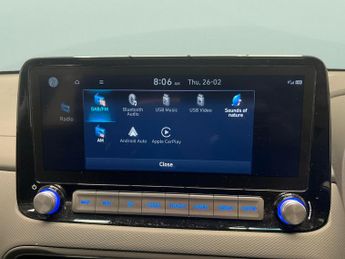 Hyundai Kona 39kWh SE Connect (10.5kW Charger) (136 ps) - LANE DEPARTURE  - B