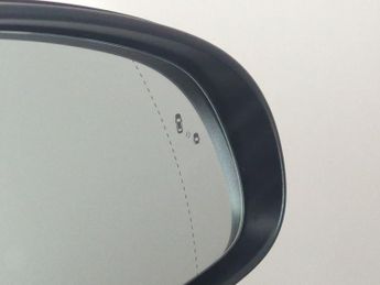 Hyundai Kona 39kWh Premium (10.5kW Charger) (136 ps) - KEYLESS ENTRY - LED - 