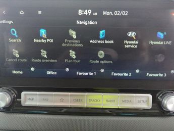 Hyundai Kona 39kWh Premium (10.5kW Charger) (136 ps) - KEYLESS ENTRY - LED - 