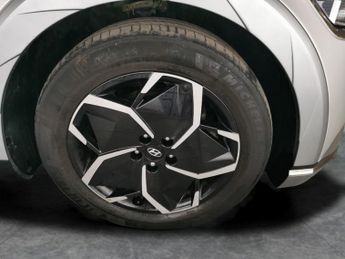 Hyundai Ioniq 5 73kWh Premium (217 ps) - REVERSE CAM - NAV - HEATED SEATS